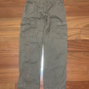 Army Green 30/30 Wrangler Cargos Relaxed Fit